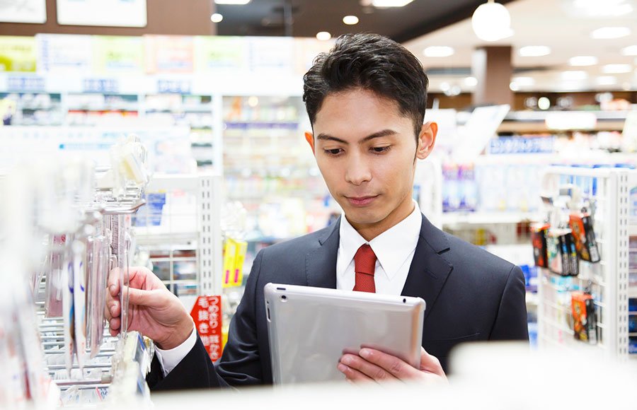 登録販売者は要チェック！ドラッグストアのバイヤーとは？仕事内容や年収を紹介