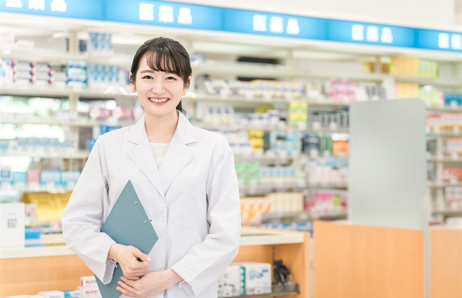 ドラッグストアは本当にブラック？登録販売者が避けるべき職場とホワイト求人の見分け方