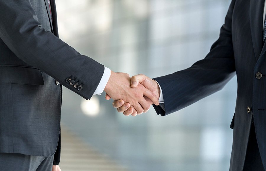 リファラル採用（友人・知人紹介）とは