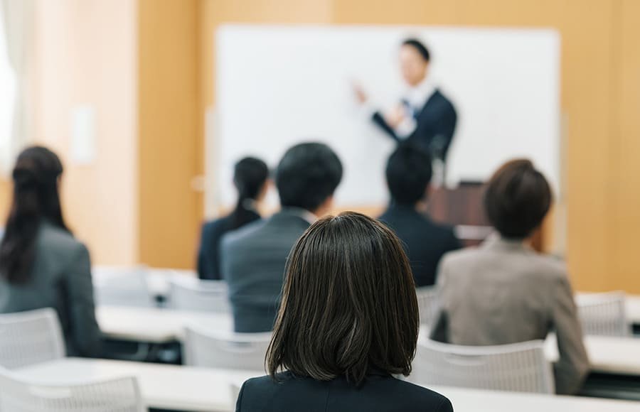 登録販売者として働くために必要な継続的研修（外部研修）とは