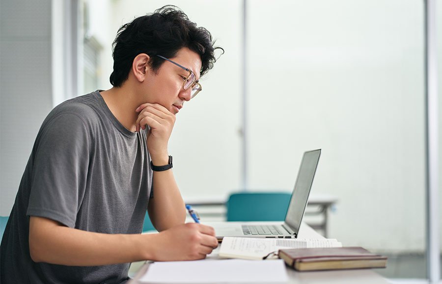 登録販売者試験は過去問から｜効率的な勉強の流れと出題傾向